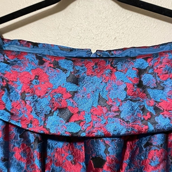 Slate & Willow‎ Off The Shoulder Floral Dress - Picture 7 of 14